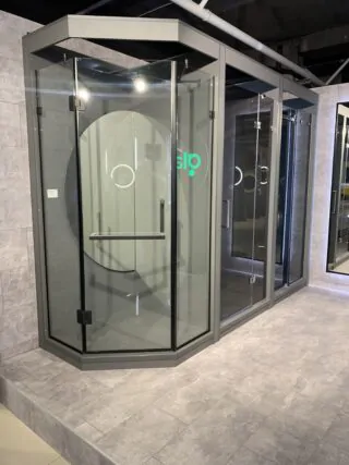 У ТЦ "Три Слони" відкрився новий салон дзеркал Studio glass! 7